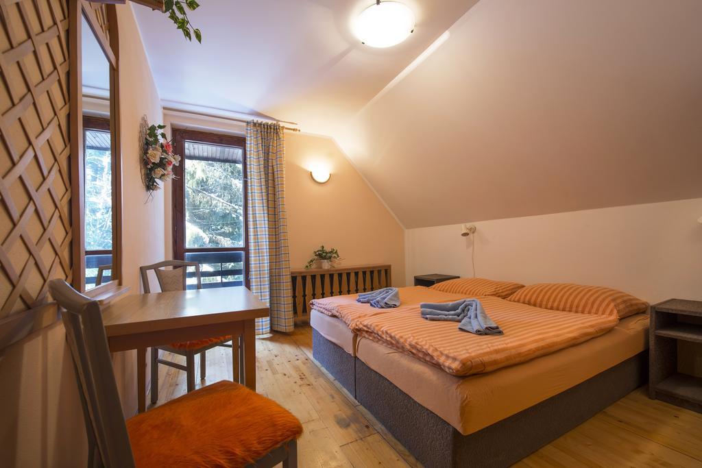 Chata Pleso Tatranska Strba Exterior photo